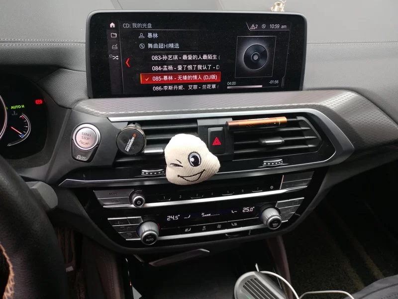 BMW X4 2018 изображение автомобиля #14