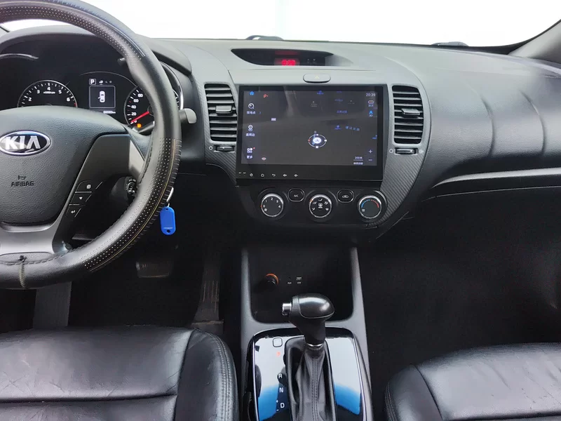 起亚 起亚K3 2017 汽车图片 #14