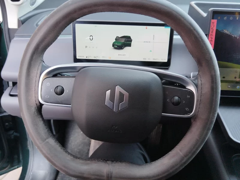 零跑汽车 零跑C16 2024 汽车图片 #14