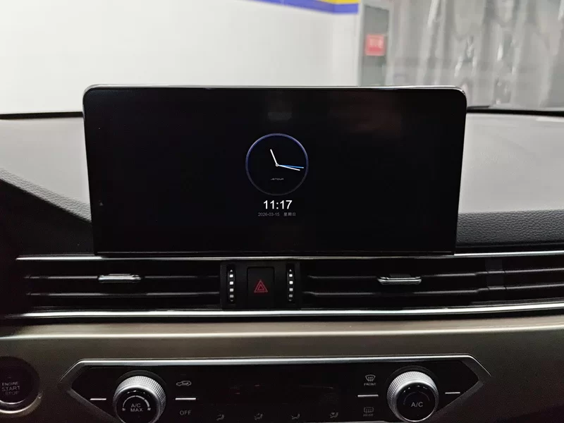 X70 2023 #14 X70 2023 car image #14