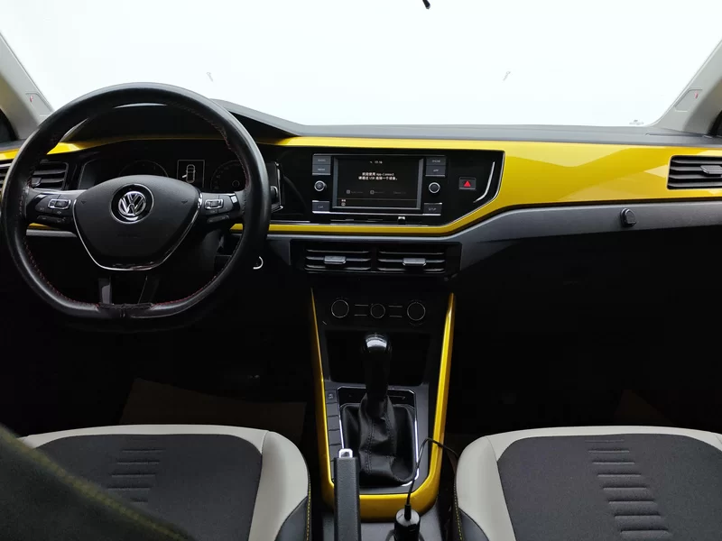 Volkswagen Polo 2019 car image #14