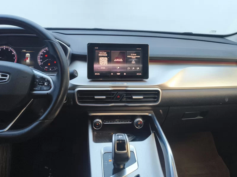 GEELY Coolray 2021 car image #14