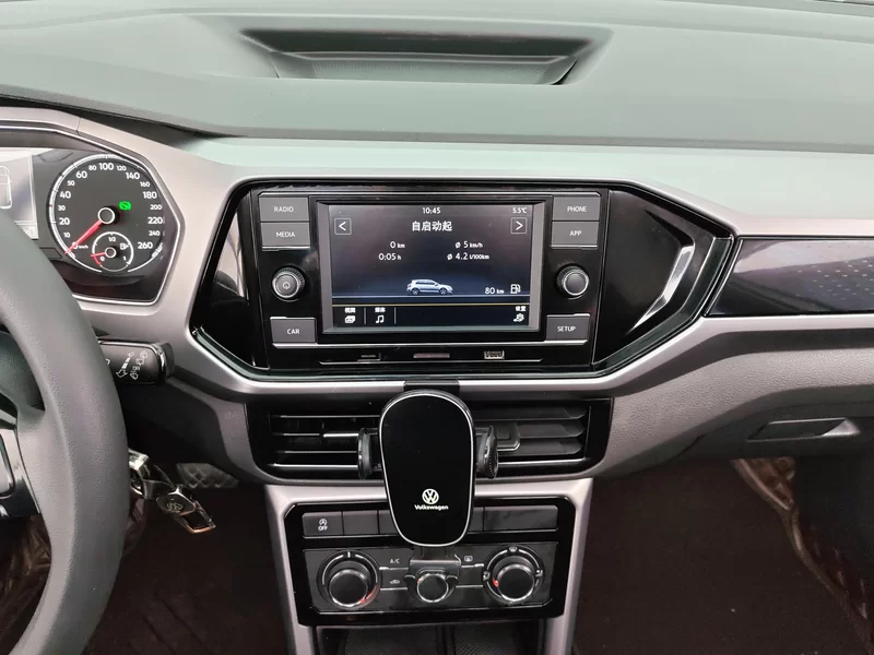 Volkswagen T-Cross 2019 #14 Volkswagen T-Cross 2019 car image #14