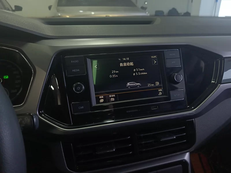 Volkswagen T-Cross 2019 car image #14