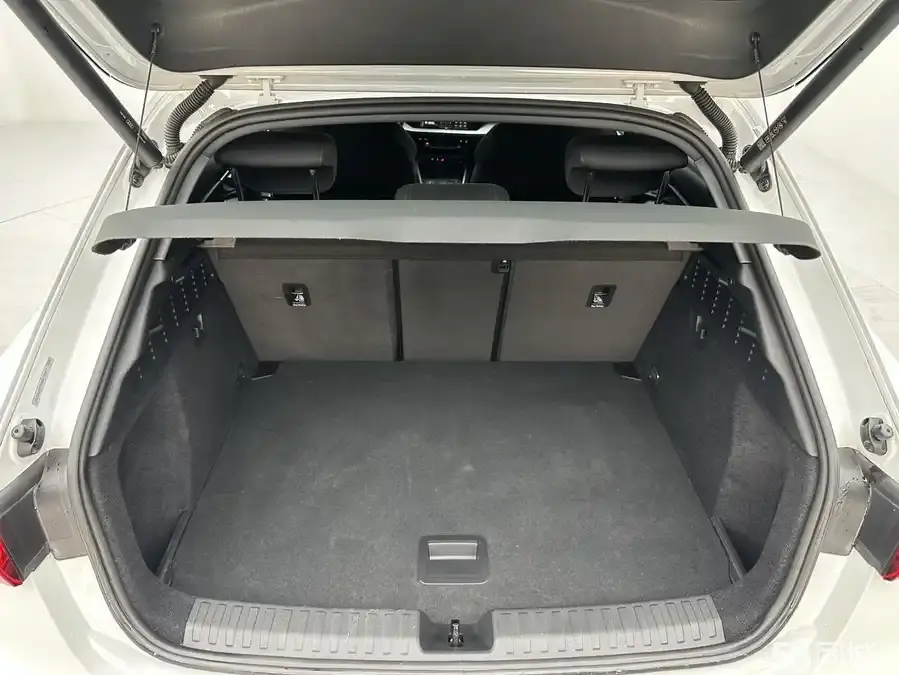 Audi Q6L Sportback e-tron 2021 #14 Audi Q6L Sportback e-tron 2021 car image #14