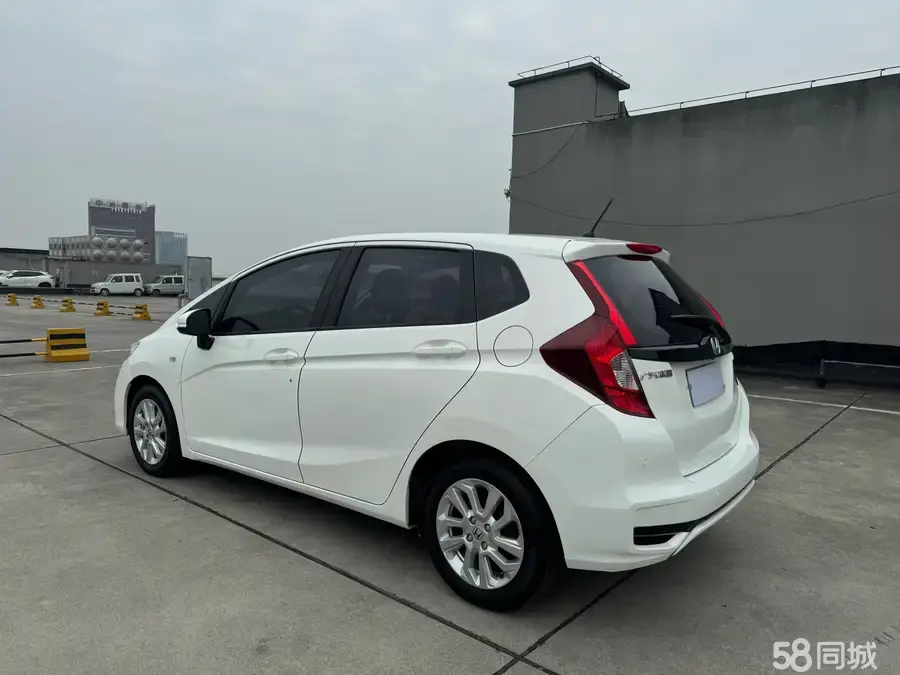 Honda Fit 2019 #14 Honda Fit 2019 car image #14