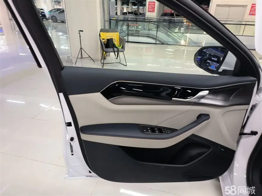 BYD Qin Plus 2023 صورة سيارة #14