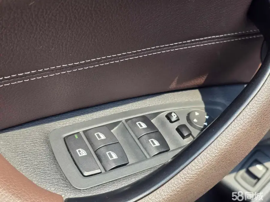 BMW i5 M60 2017 car image #14