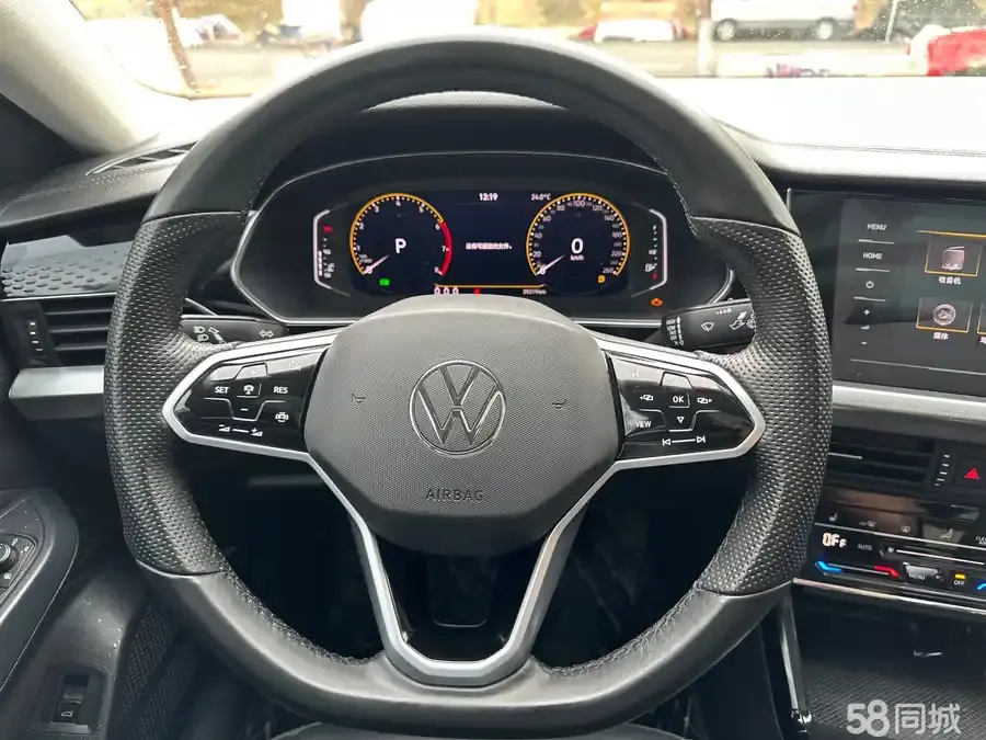 Volkswagen Passat 2021 car image #14