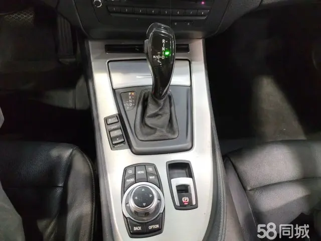 BMW Z4 2010 #14 BMW Z4 2010 car image #14