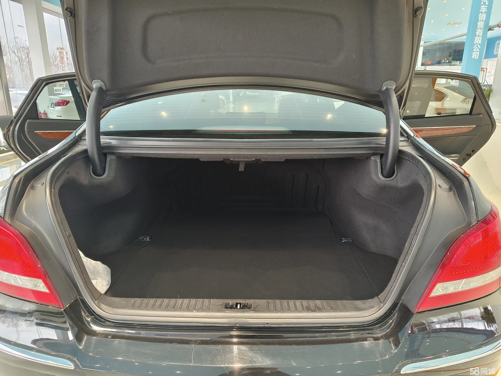 Hyundai Equus 2011 #14 Hyundai Equus 2011 immagine di auto #14