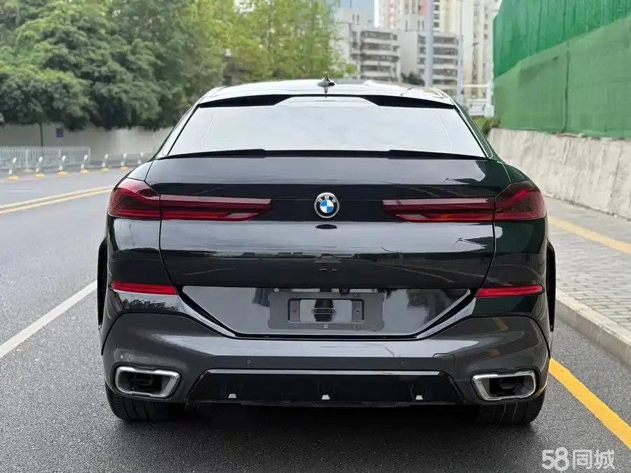 BMW X6 2022 immagine di auto #14