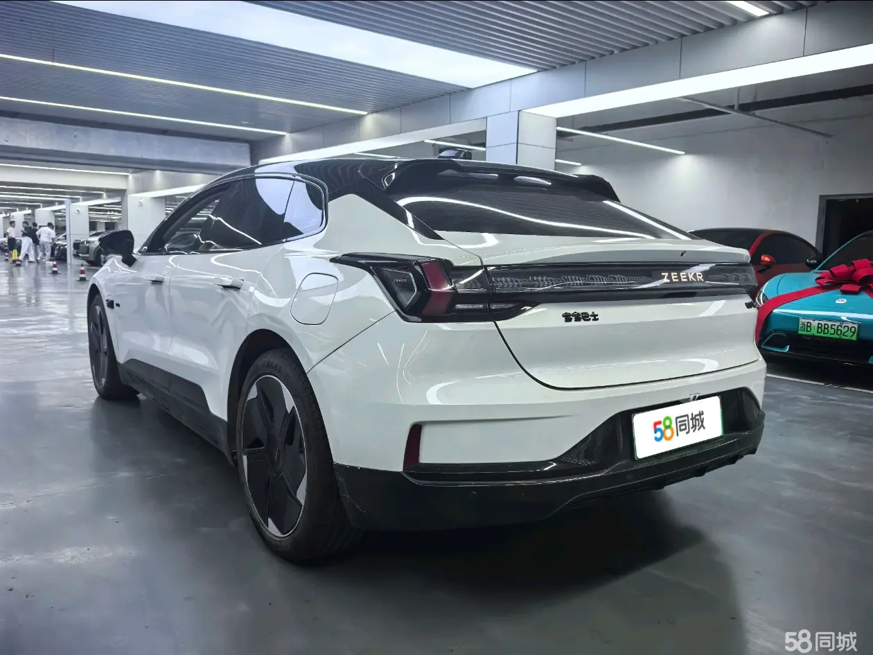 极氪 极氪001 2022 汽车图片 #14