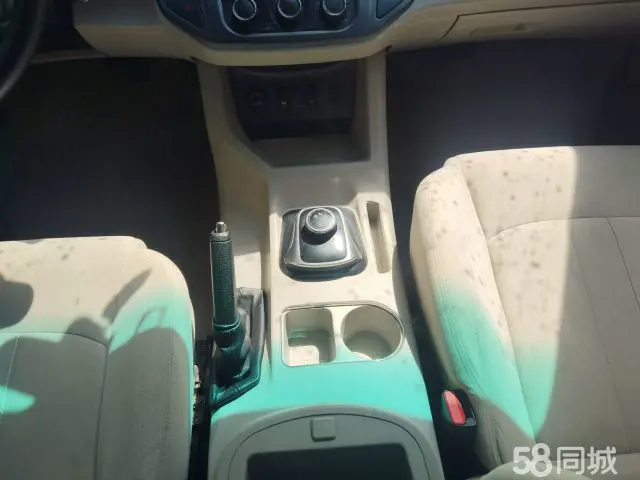 Forthing Lingzhi EV 2020 #14 Forthing Lingzhi EV 2020 car image #14