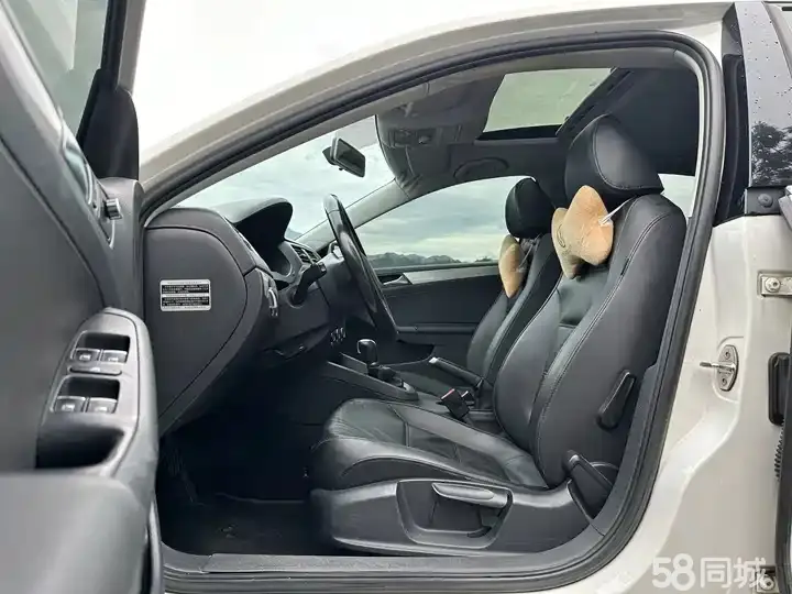 Volkswagen Sagitar 2014 immagine di auto #14