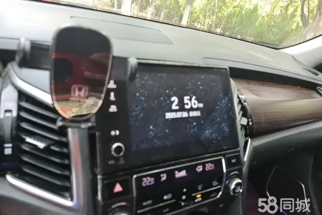 Honda Avancier 2017 صورة سيارة #14