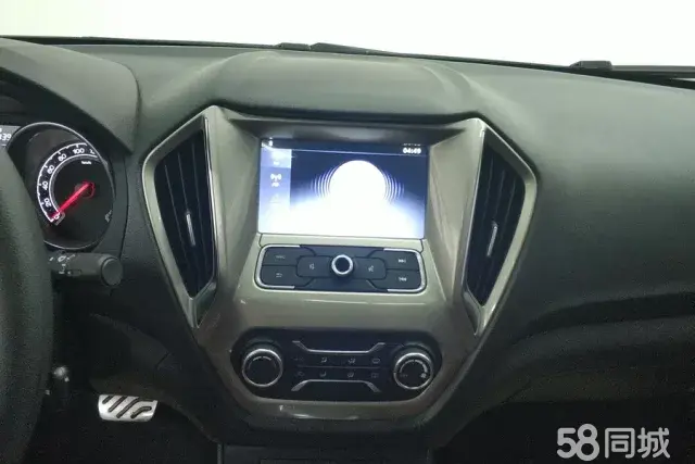 MG GT 2016 car image #14