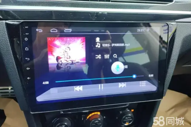 Volkswagen C-Trek 2018 immagine di auto #14