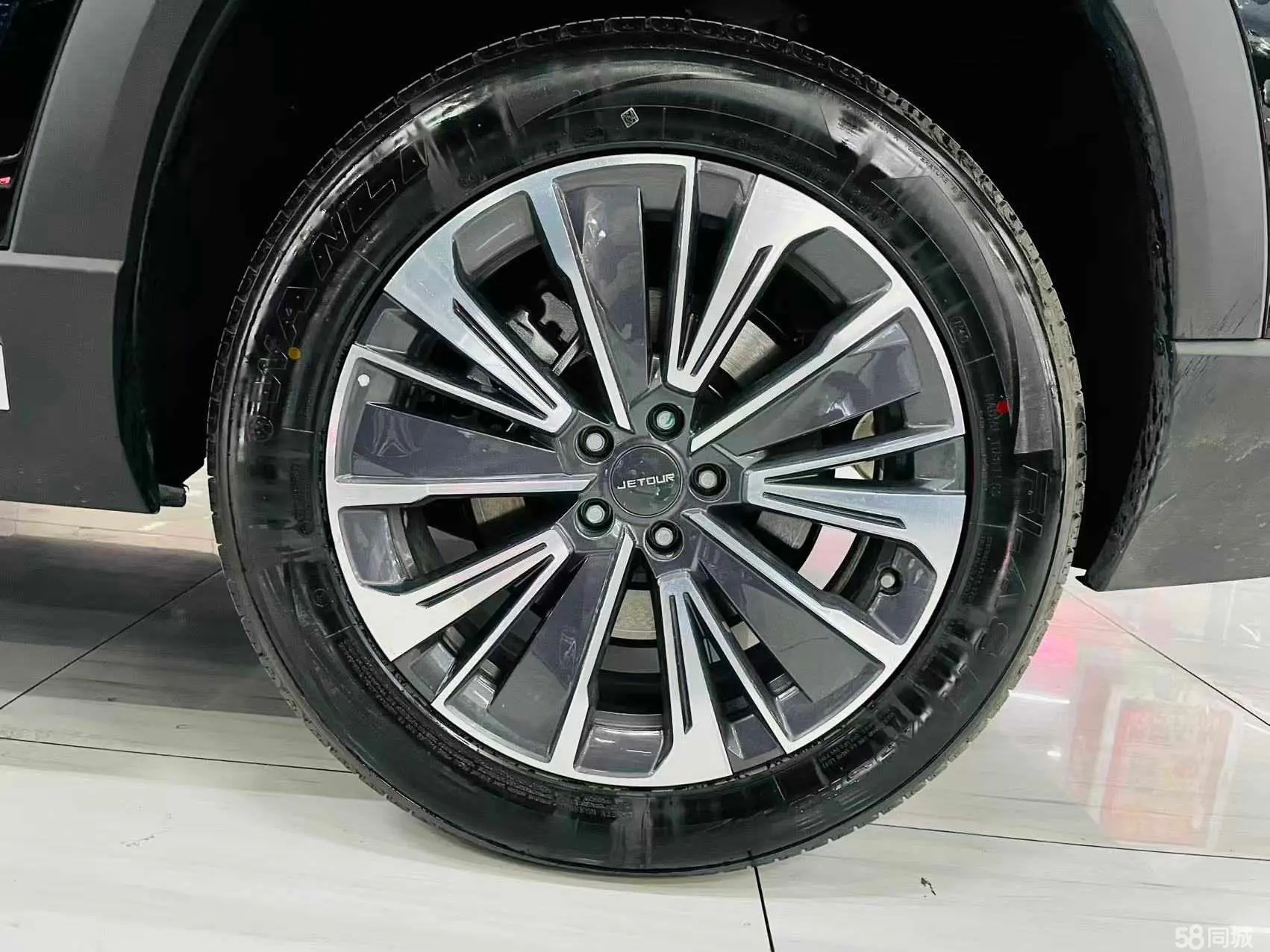 Jetour X90 C-DM 2025 car image #14