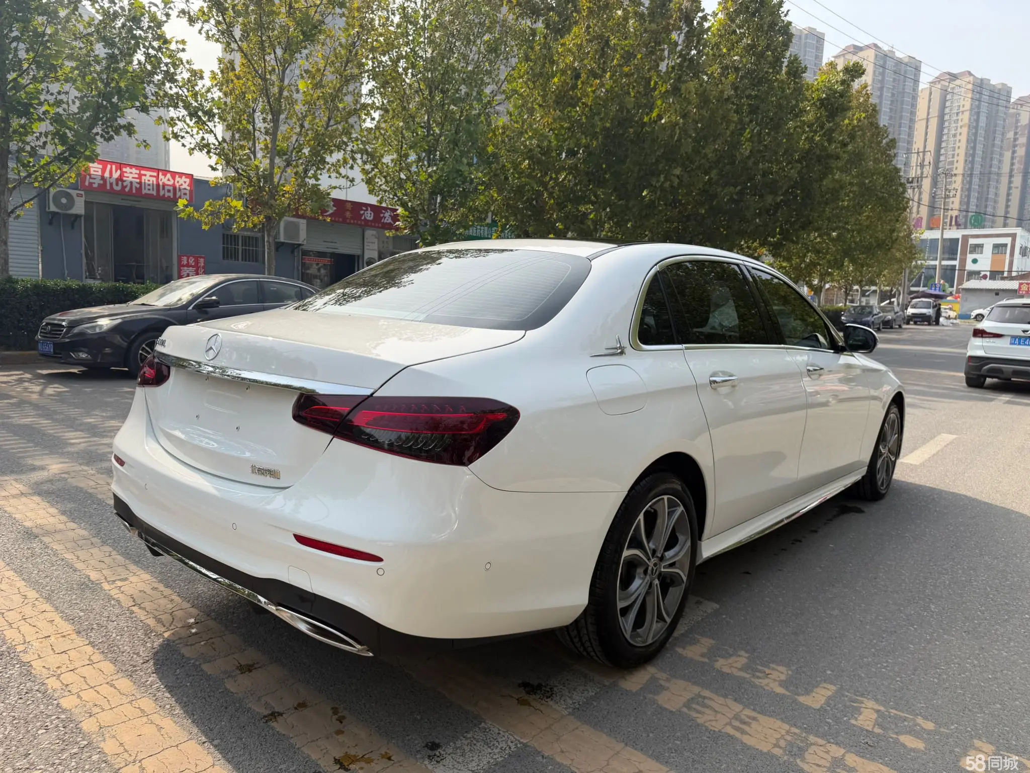 Mercedes-Benz E Class 2023 car image #14