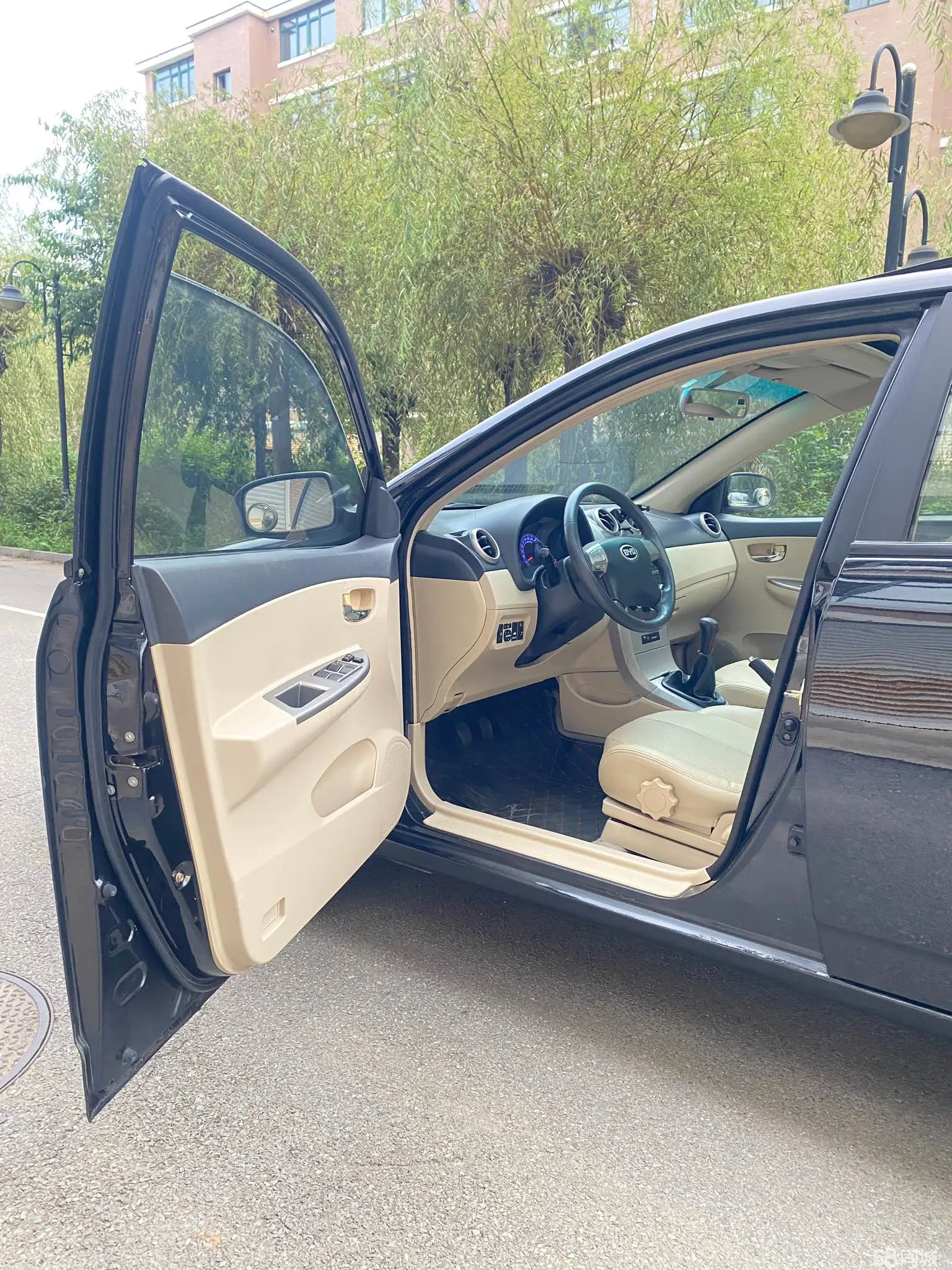 BYD G3 2011 car image #14