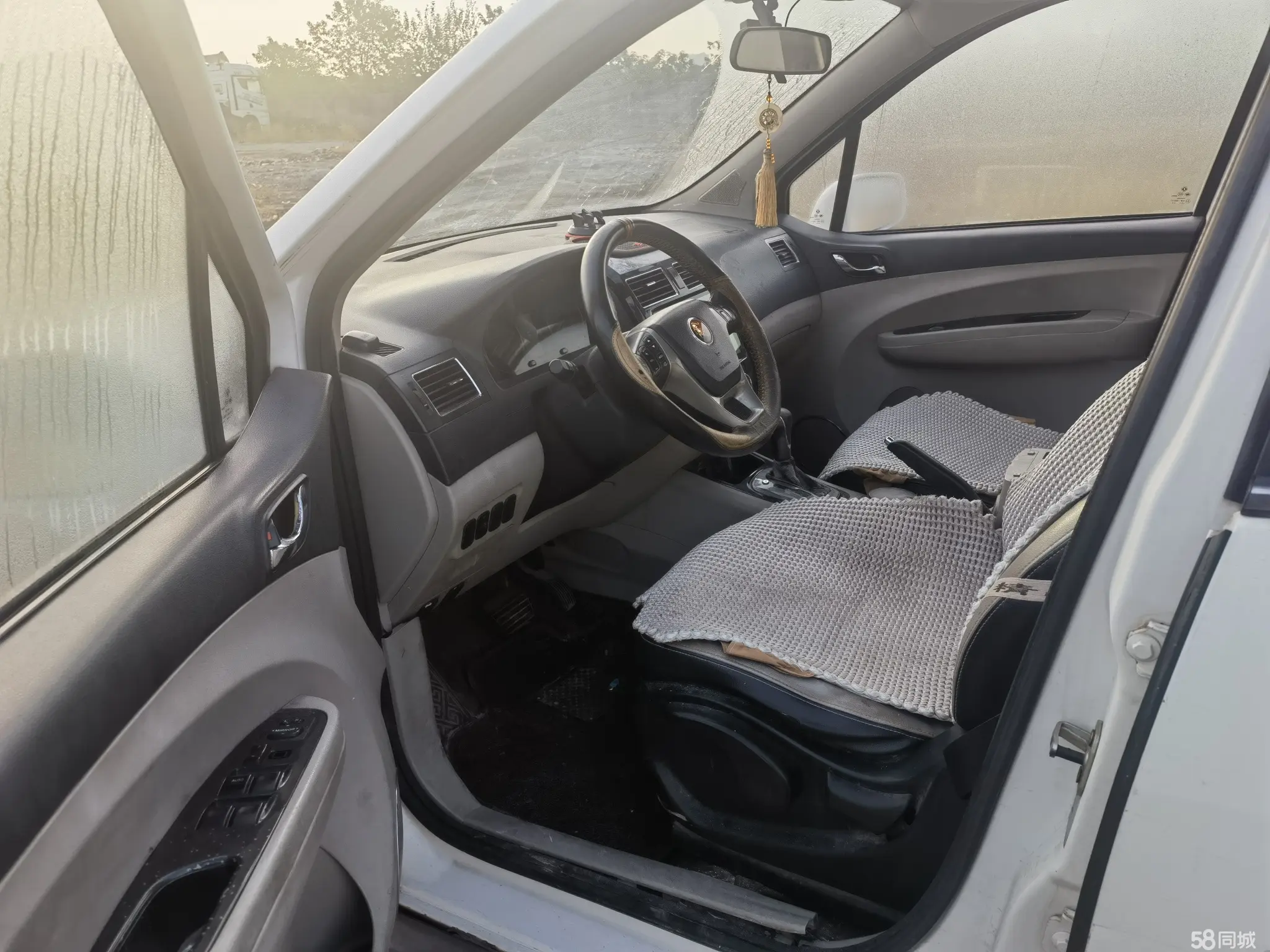 Forthing JOYEAR XV 2015 صورة سيارة #14