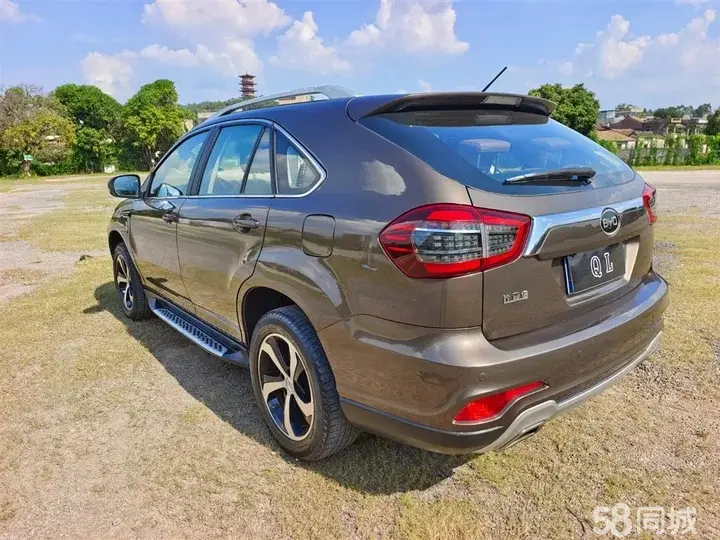 BYD S7 2017 car image #14