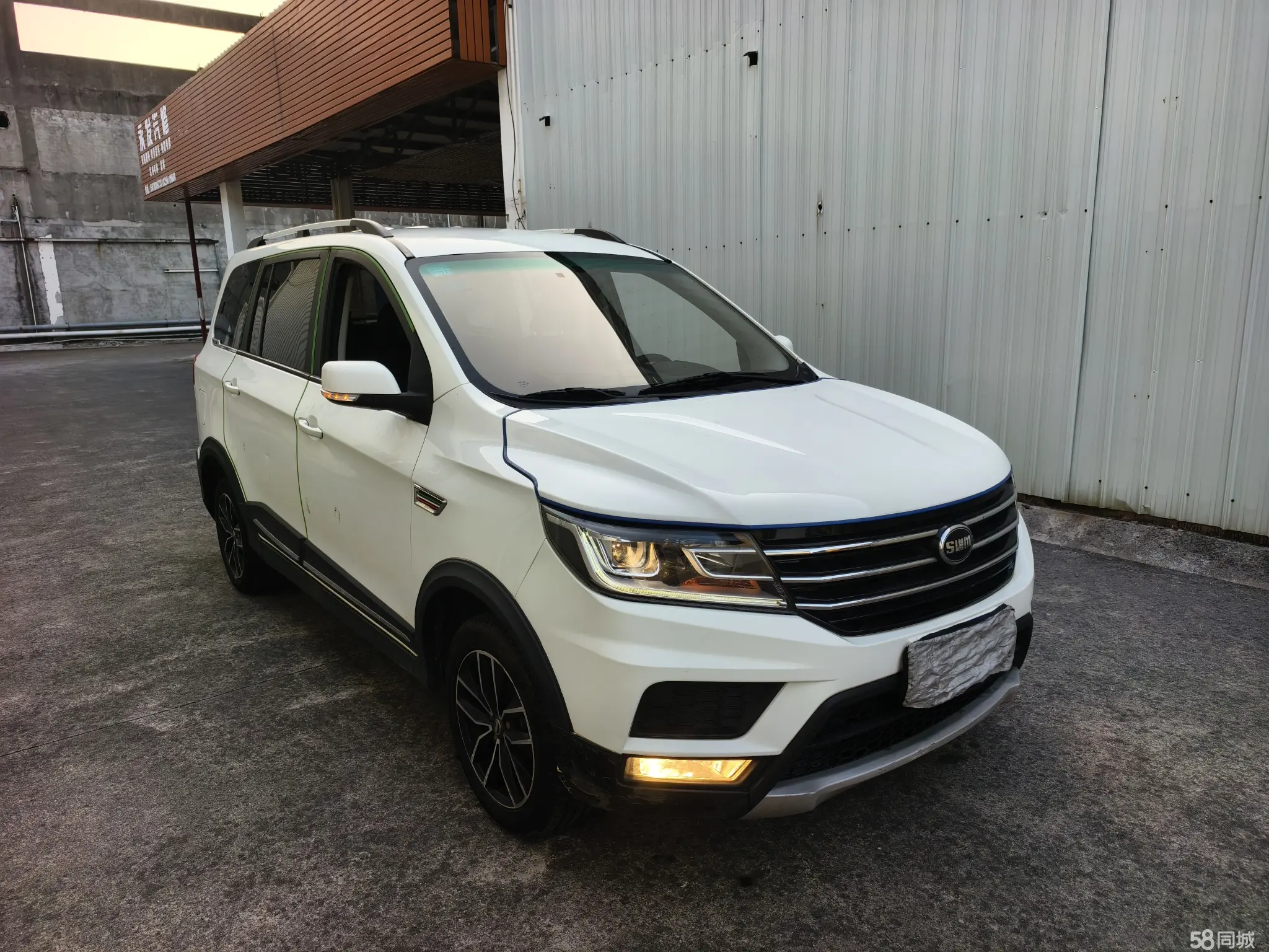 SWM X3 2019 imagen de coche #14