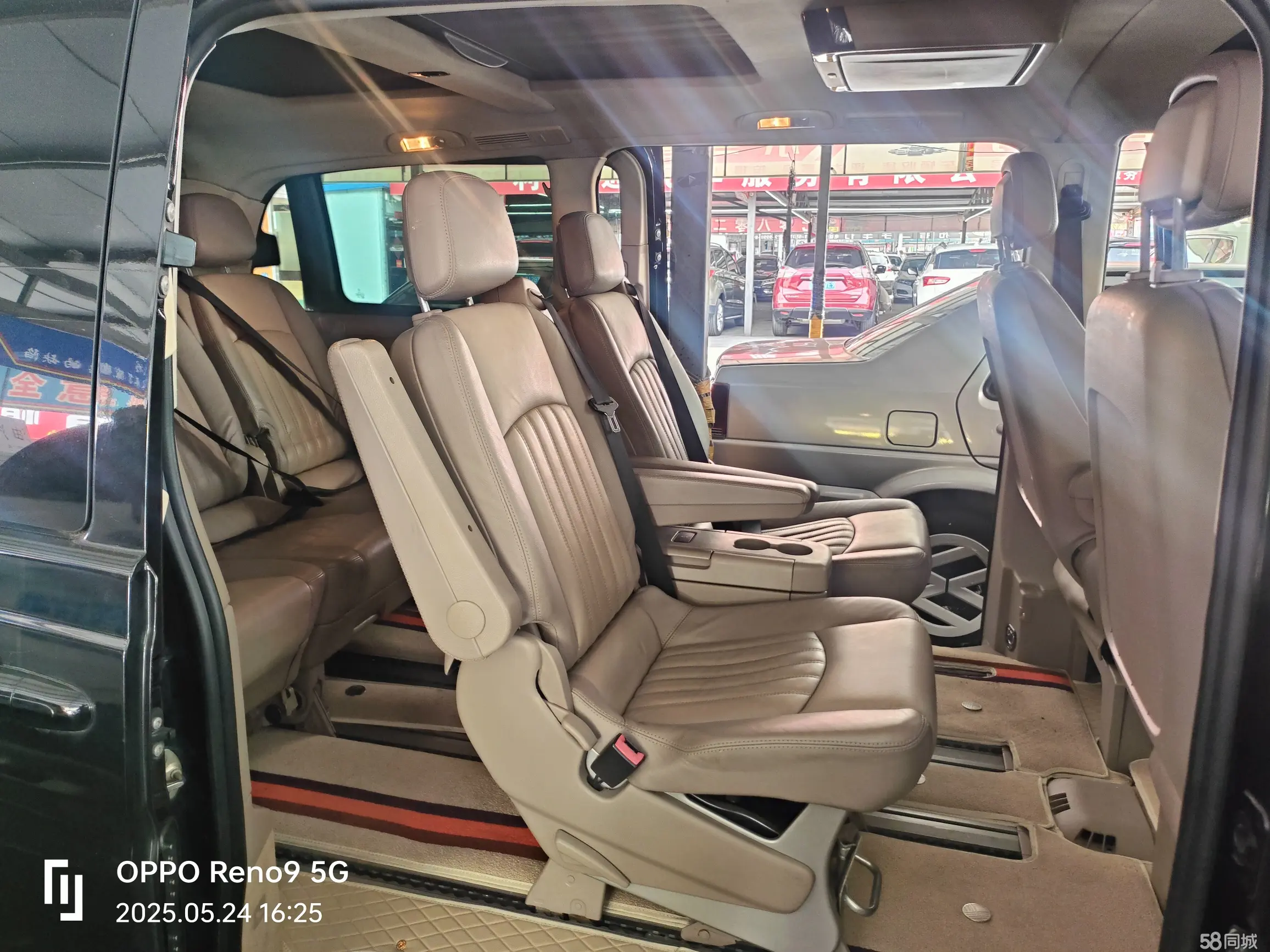 奔驰 唯雅诺 2012 汽车图片 #14