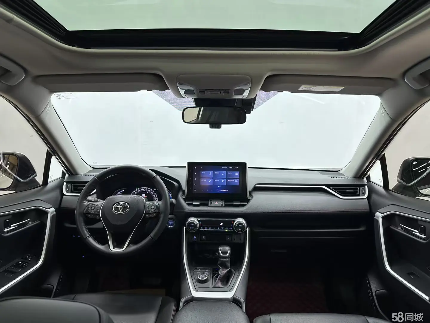 Toyota RAV4 Hybird E+ 2021 immagine di auto #14