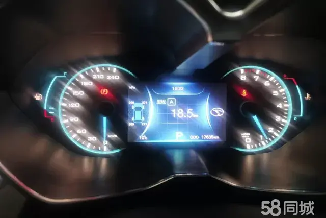 Soueast DX7 2017 car image #14