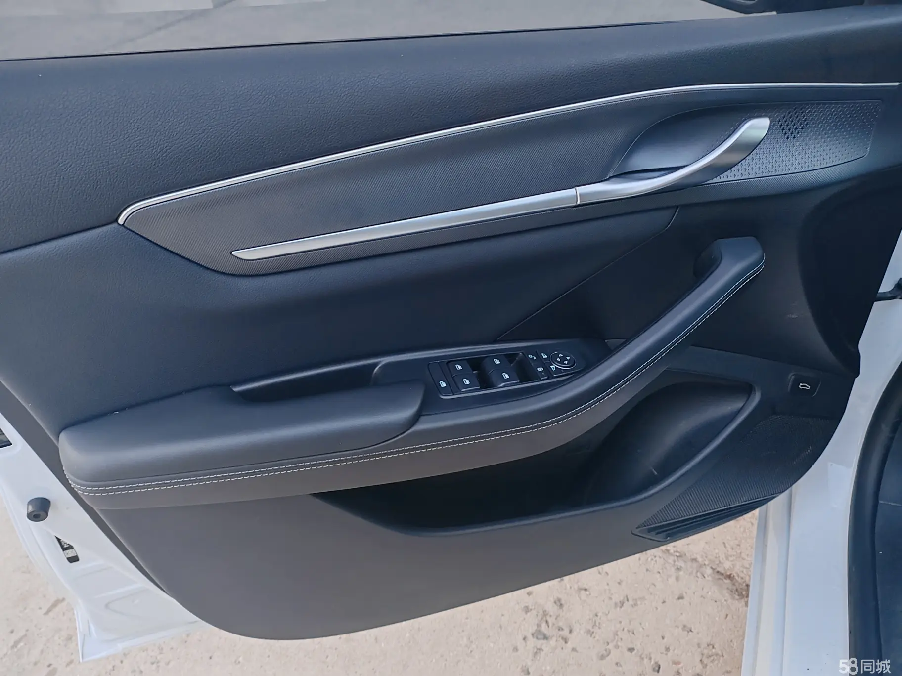 BYD Seal 05 DM-i 2024 car image #14