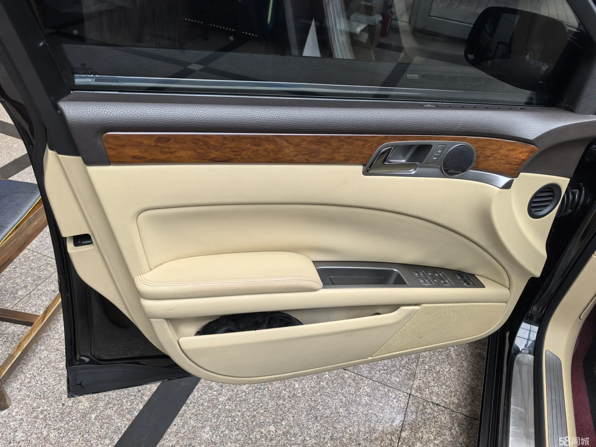 Volkswagen Pheaton 2011 immagine di auto #14