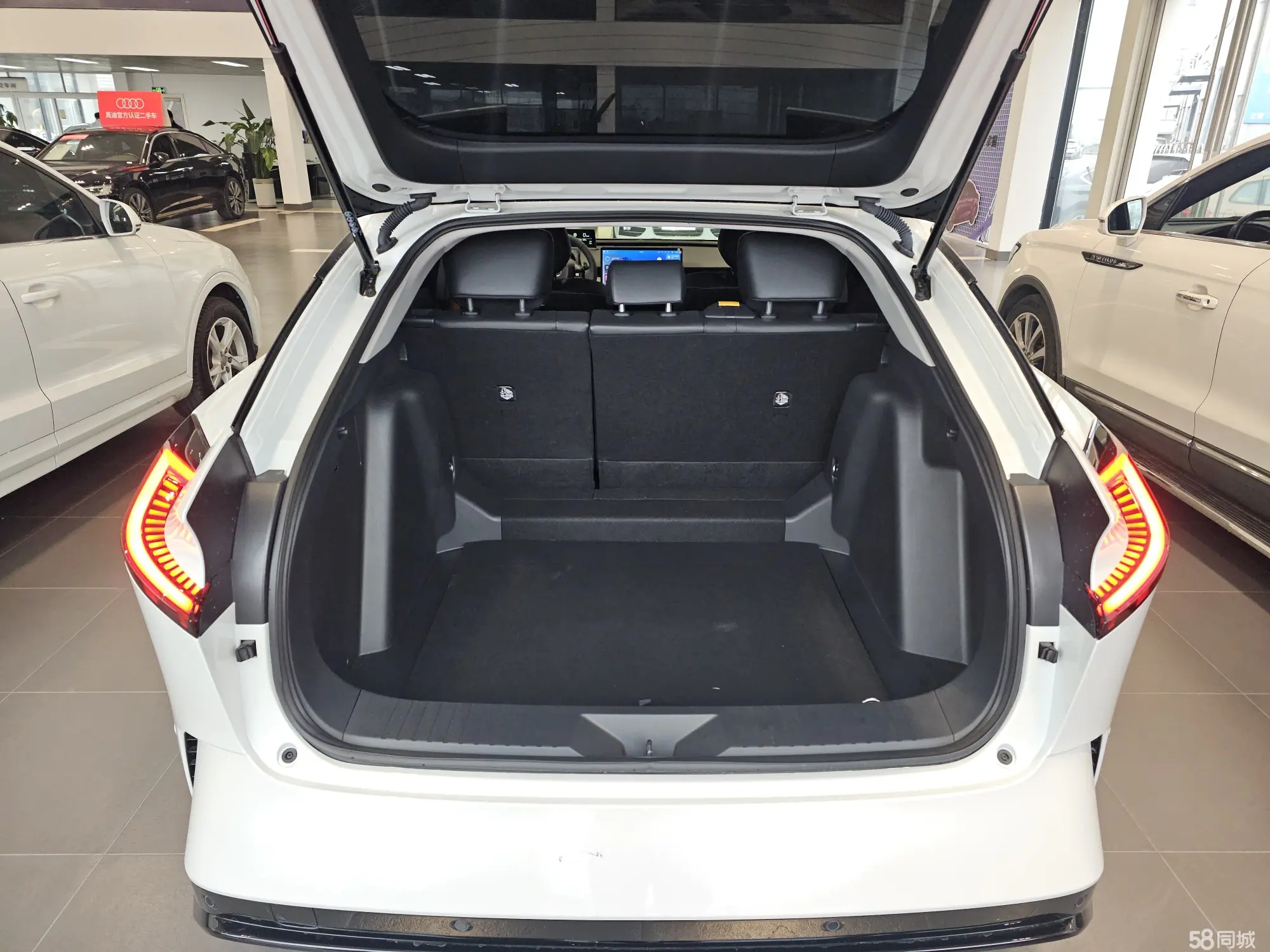 Toyota bZ5 2025 #14 Toyota bZ5 2025 car image #14