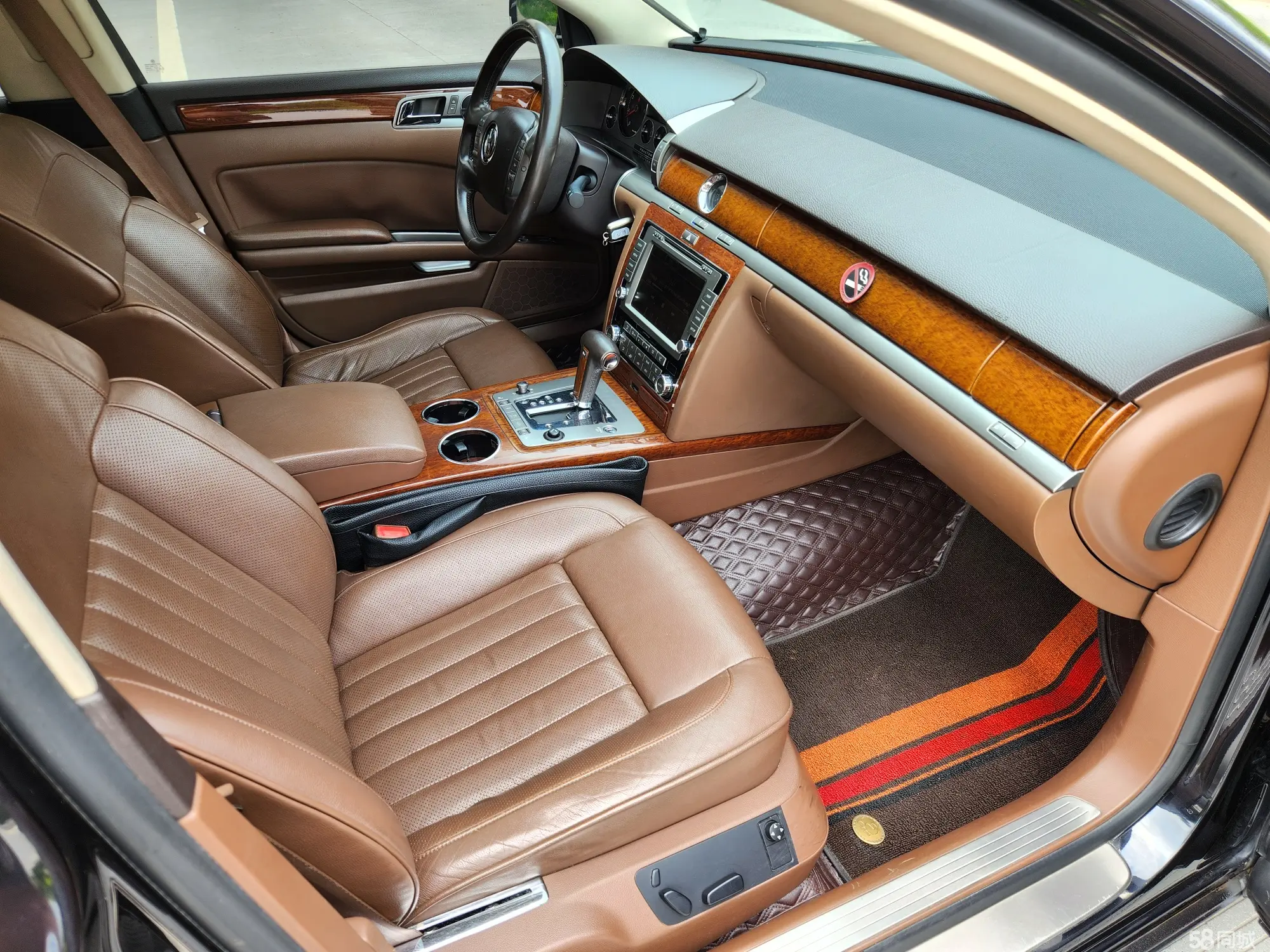 Volkswagen Pheaton 2013 immagine di auto #14