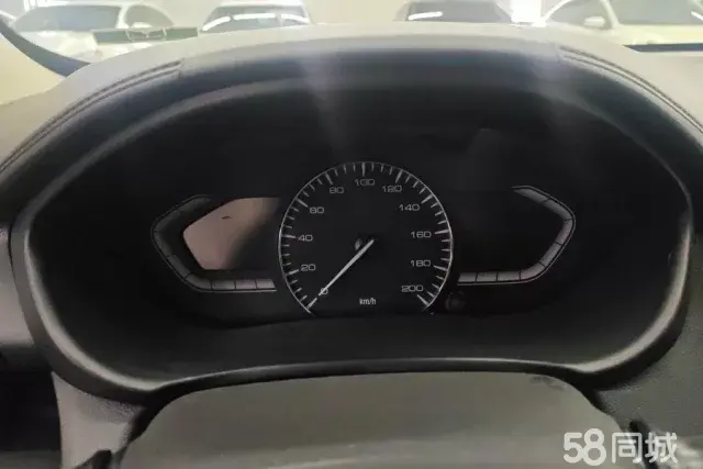 Changan Alsvin 2020 #14 Changan Alsvin 2020 car image #14