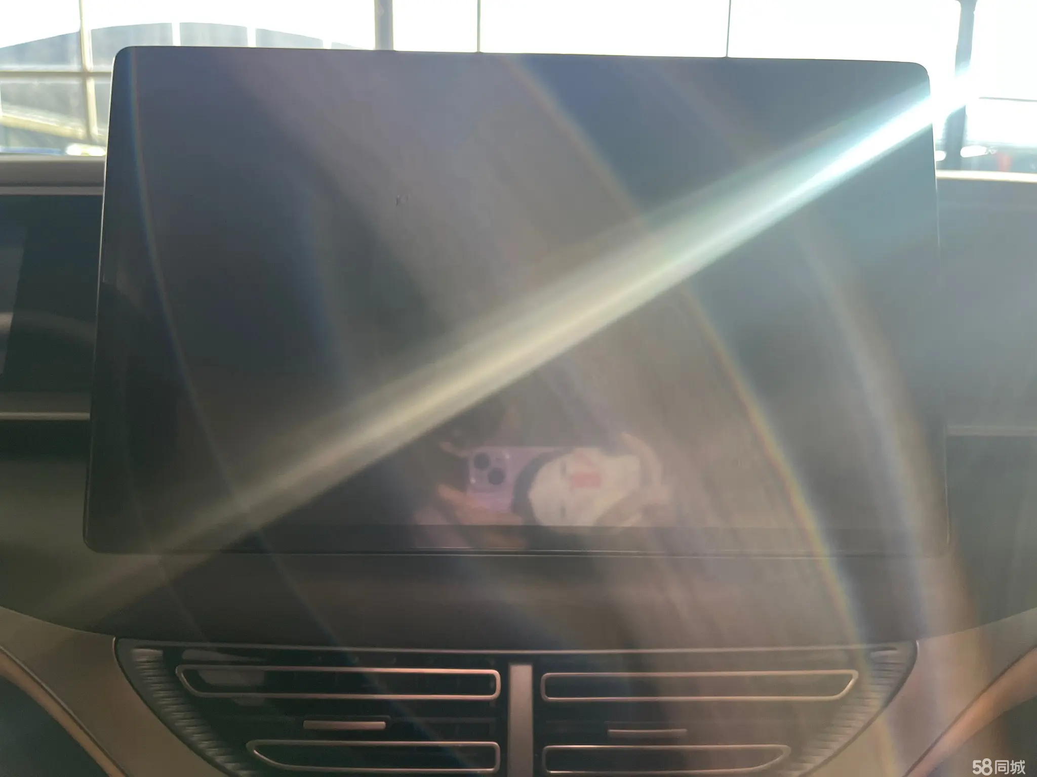 Denza D9 2023 car image #14