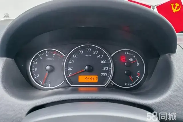 Suzuki Swift 2017 car image #14