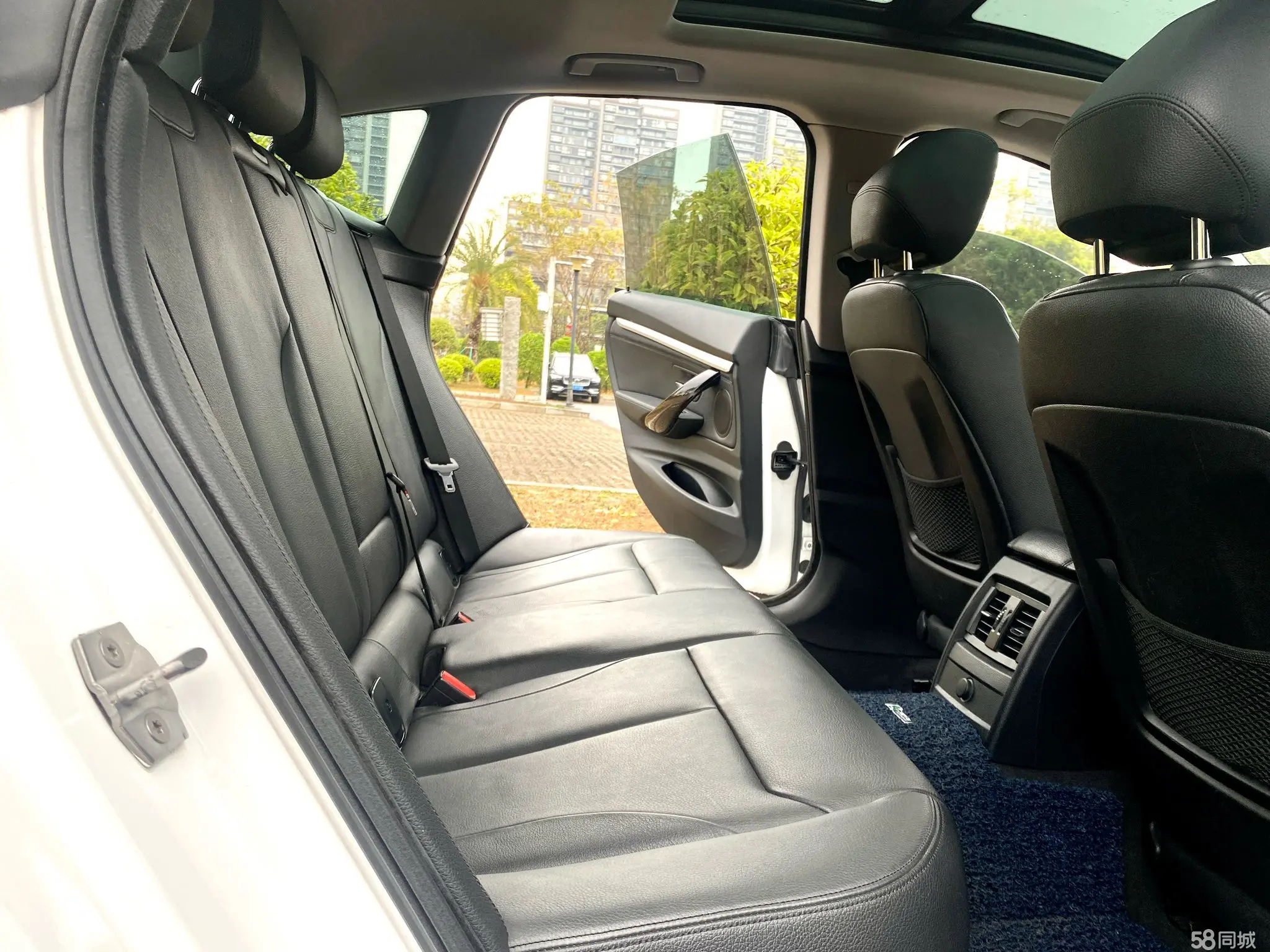 BMW 3 Series GT 2015 immagine di auto #14