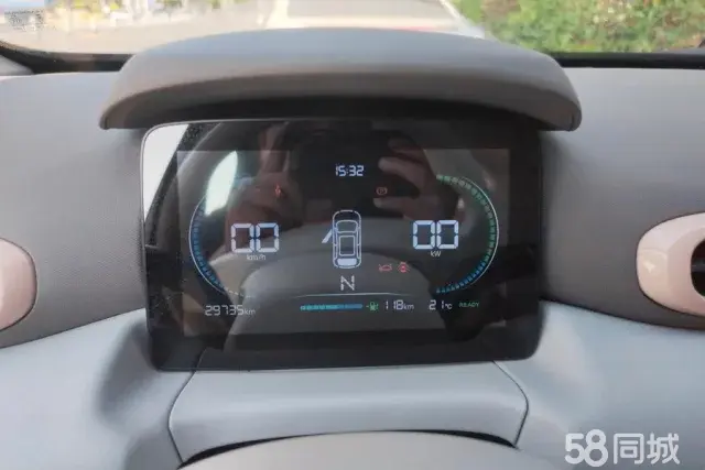 零跑汽车 零跑T03 2024 汽车图片 #14