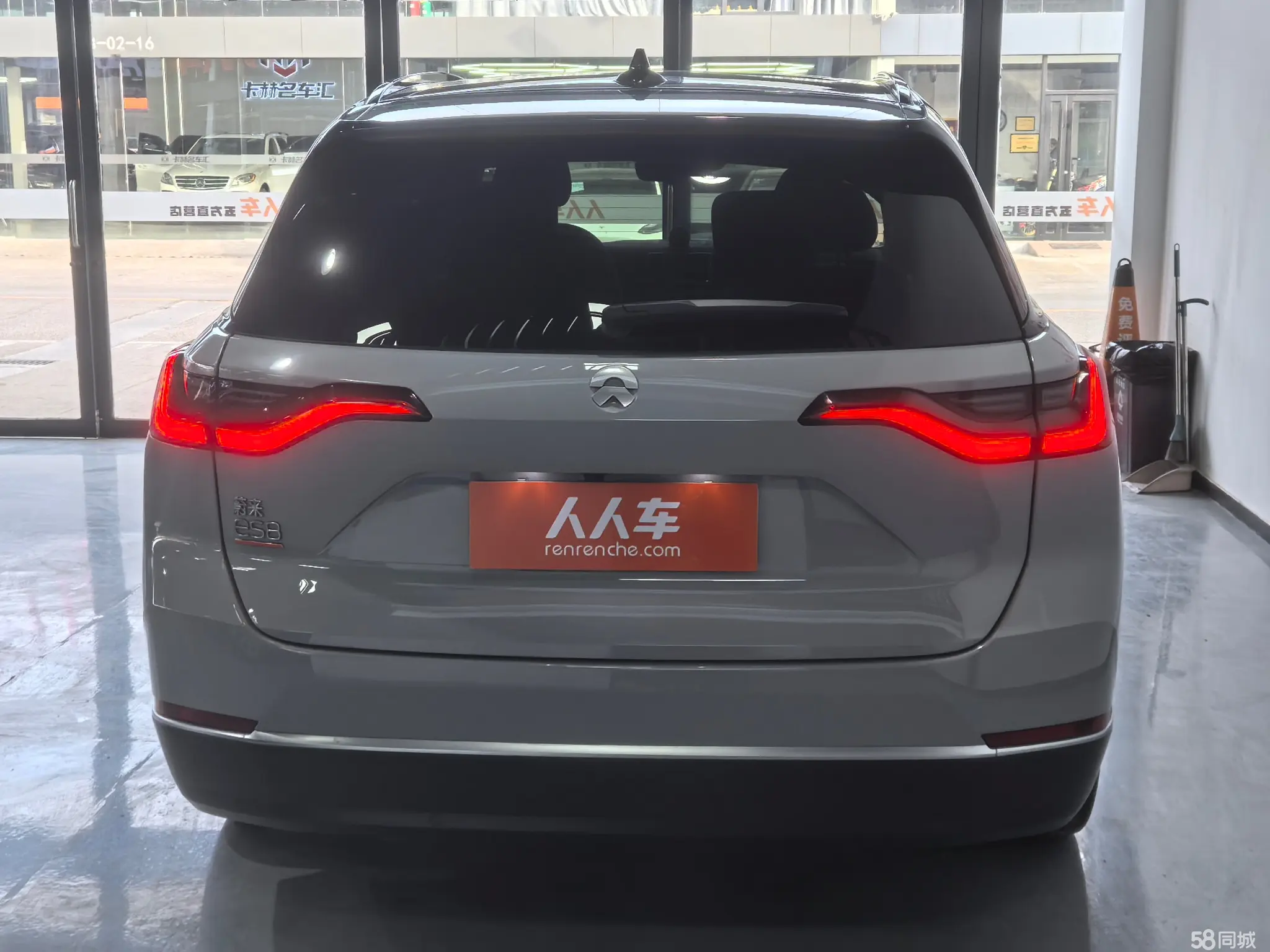 NIO ES8 2020 изображение автомобиля #14