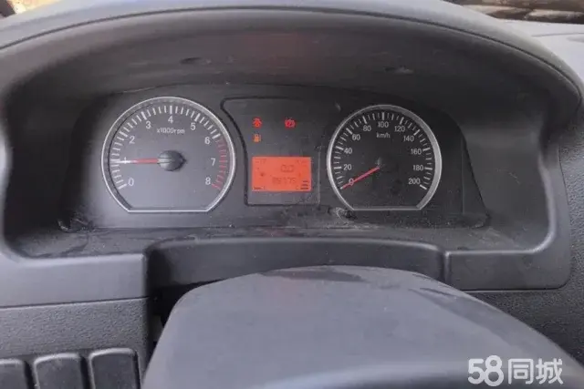 Forthing Lingzhi 2015 صورة سيارة #14