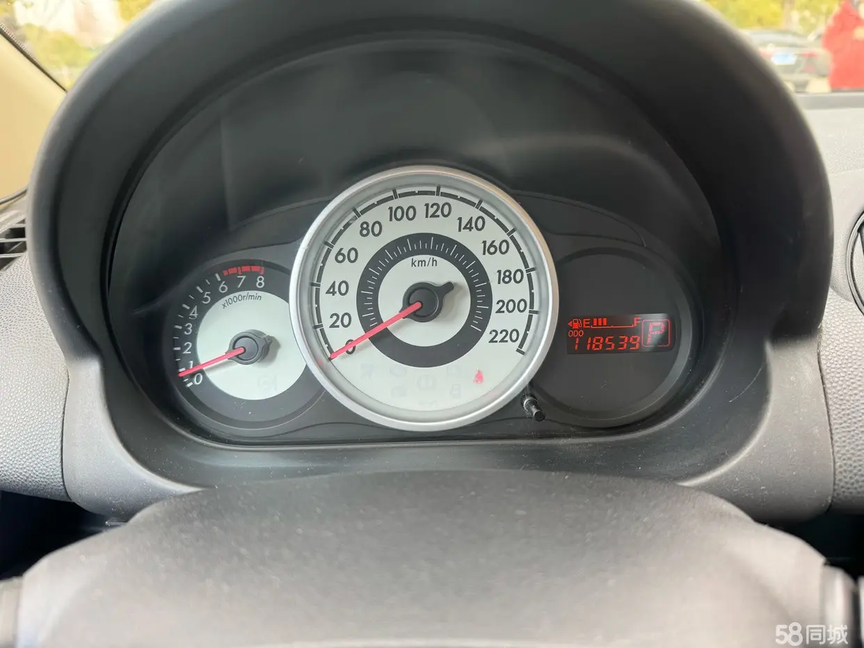 Mazda 2 2010 image de voiture #14