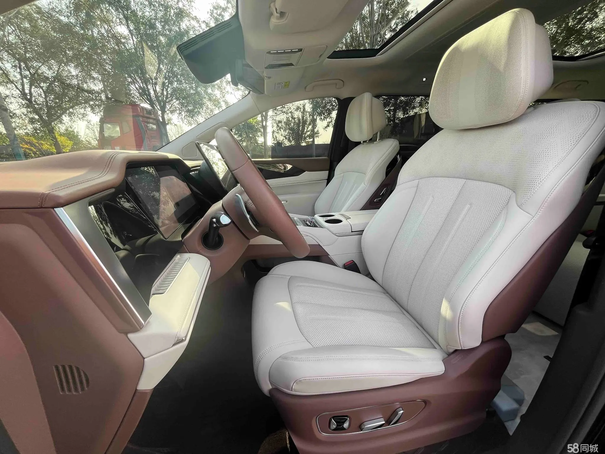 BYD Xia 2024 car image #14