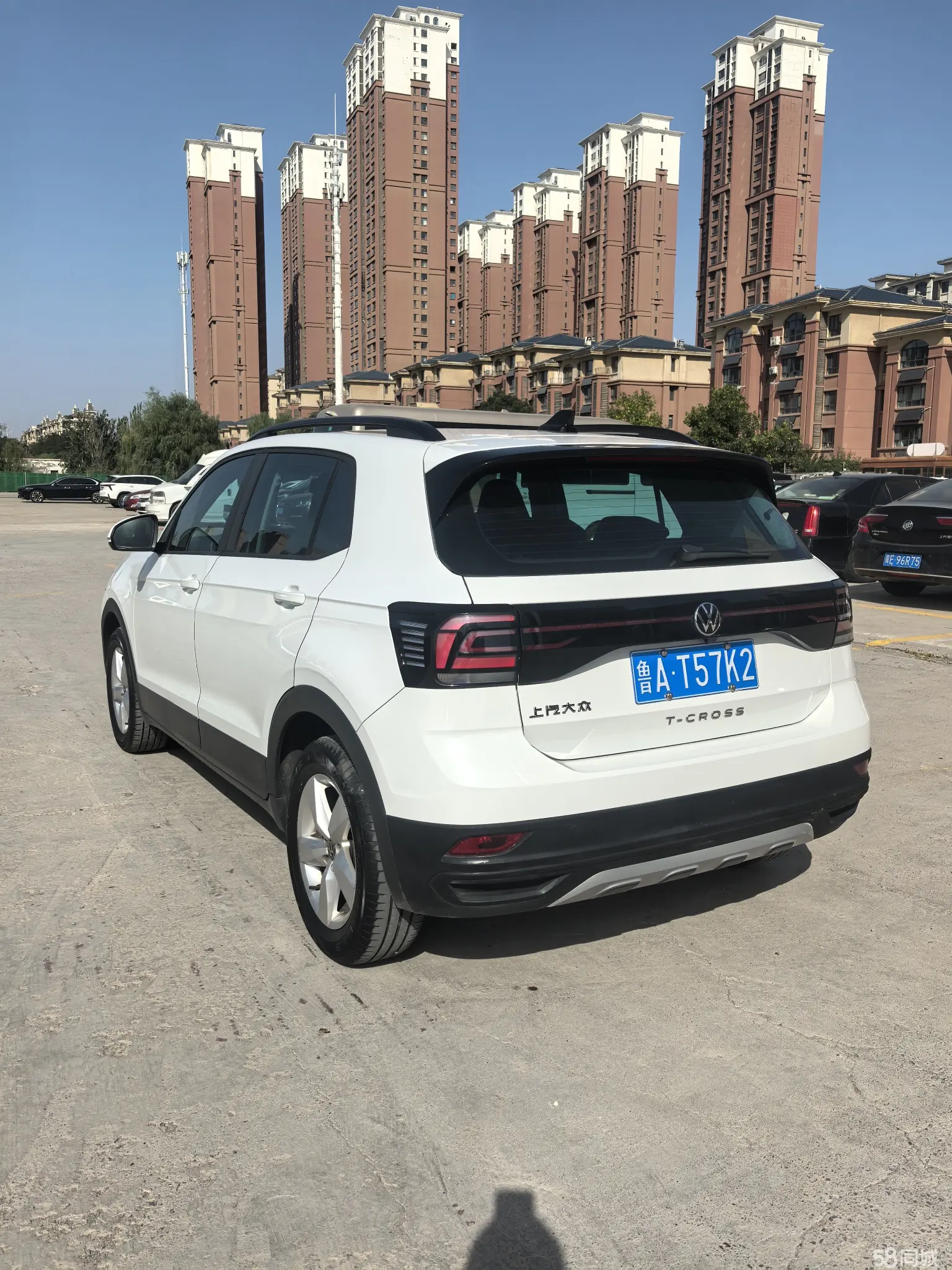 Volkswagen T-Cross 2023 #14 Volkswagen T-Cross 2023 car image #14