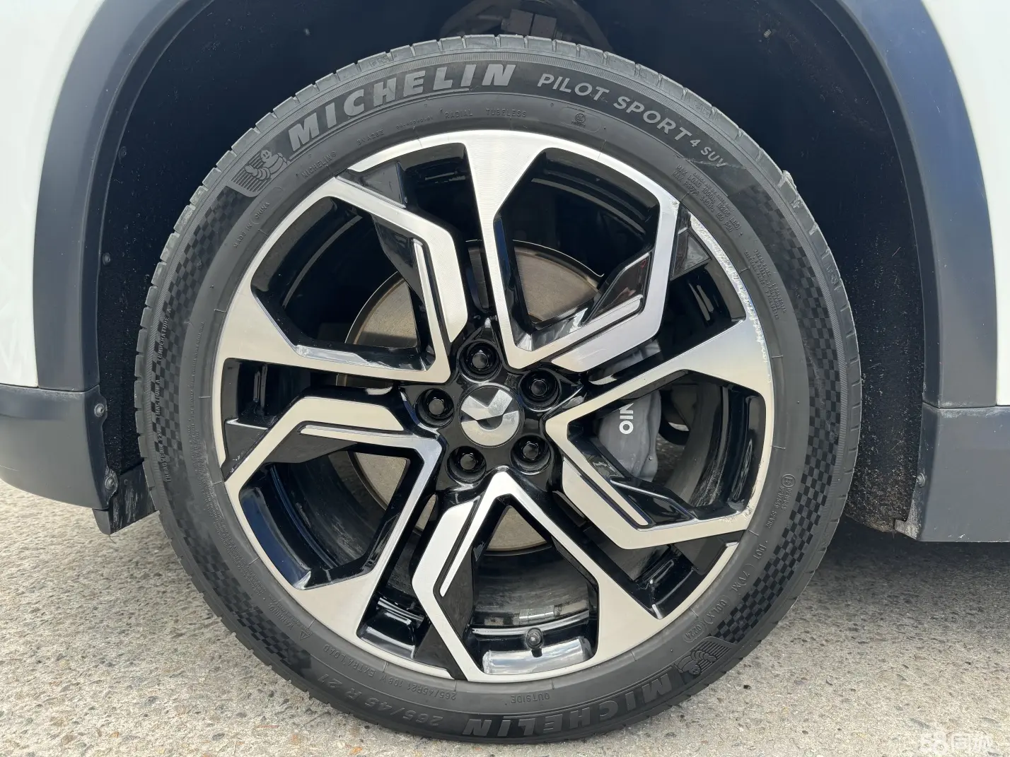NIO ES8 2018 #14 NIO ES8 2018 car image #14