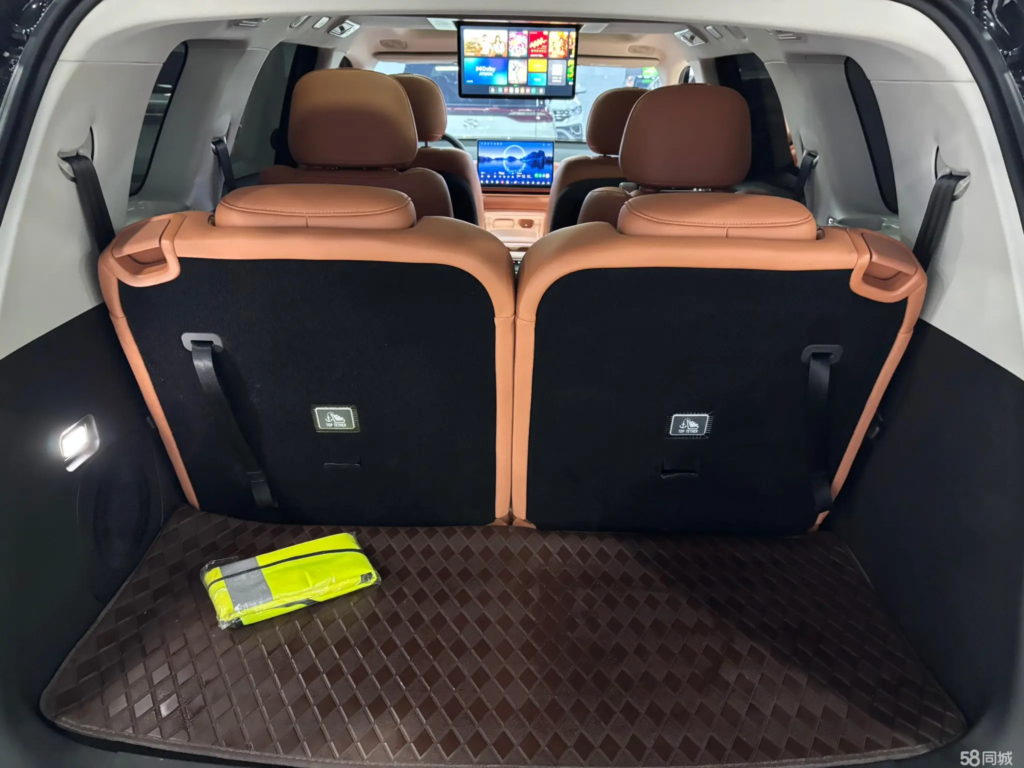 零跑汽车 零跑C16 2025 汽车图片 #14