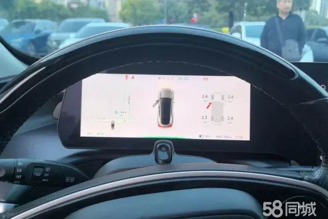 Xpeng P7 2022 car image #14