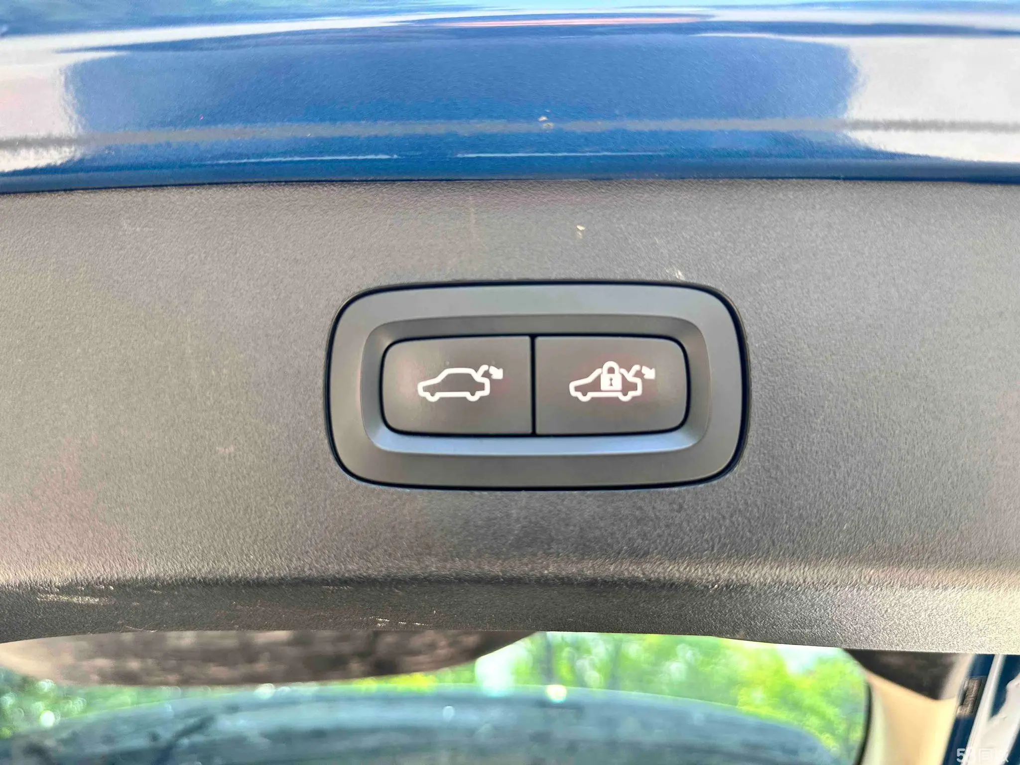 Lynk & Co 01 2018 #14 Lynk & Co 01 2018 car image #14