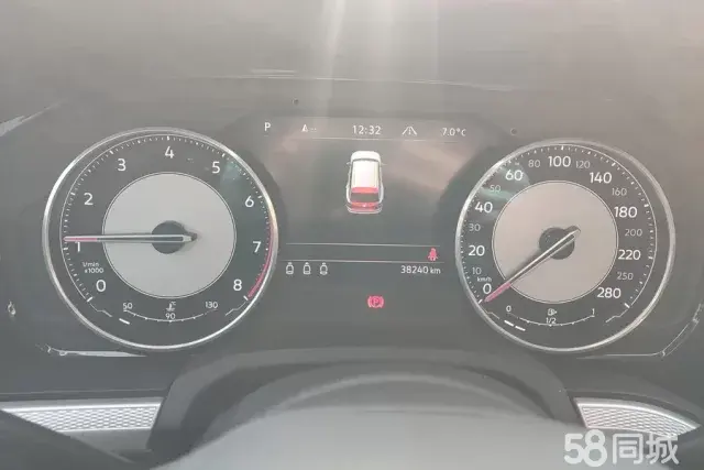 Volkswagen Touareg 2020 car image #14